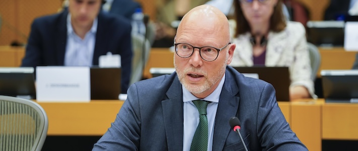 Jörgen Warborns omnibus får grönt ljus – nu väntar förhandlingar