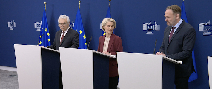 Historiskt EU-beslut: Rysk gas och olja ska bort – Detta händer nu