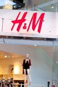 H&M startar klädinsamling